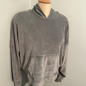 American Eagle WOMENS size Small velour hoodie
Colour: ice blue gray